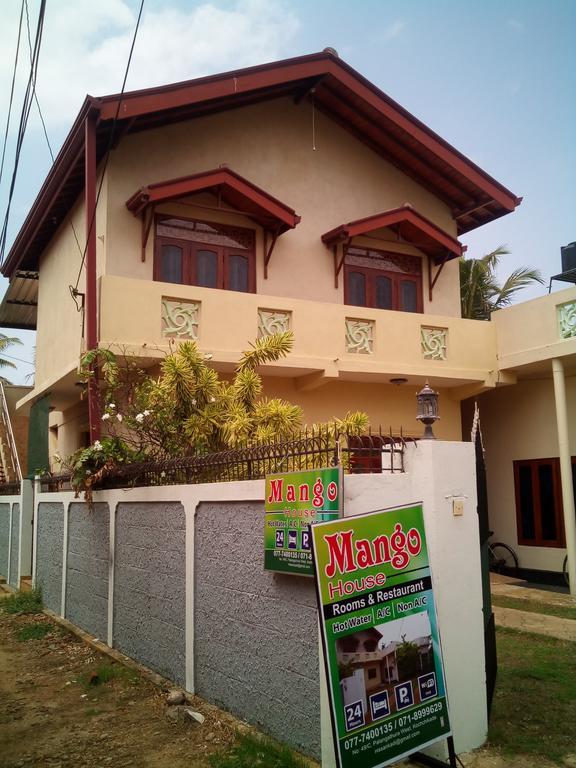 Yoho Mango House Hotel เนกอมโบ ภายนอก รูปภาพ