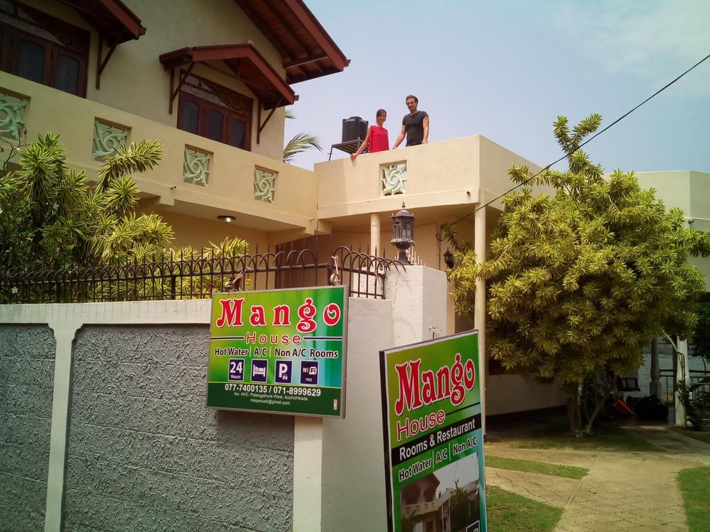 Yoho Mango House Hotel เนกอมโบ ภายนอก รูปภาพ